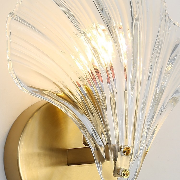 Seashell Aurora Sconce
