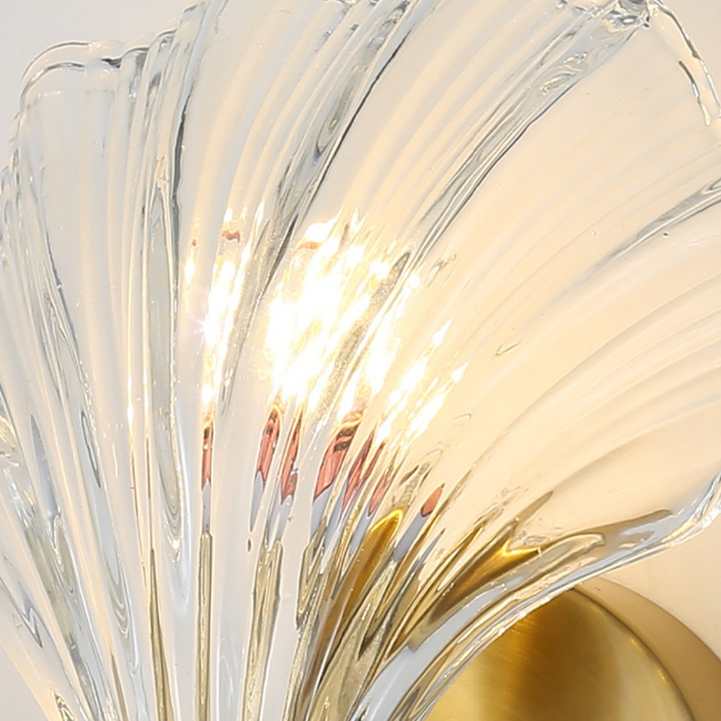 Seashell Aurora Sconce