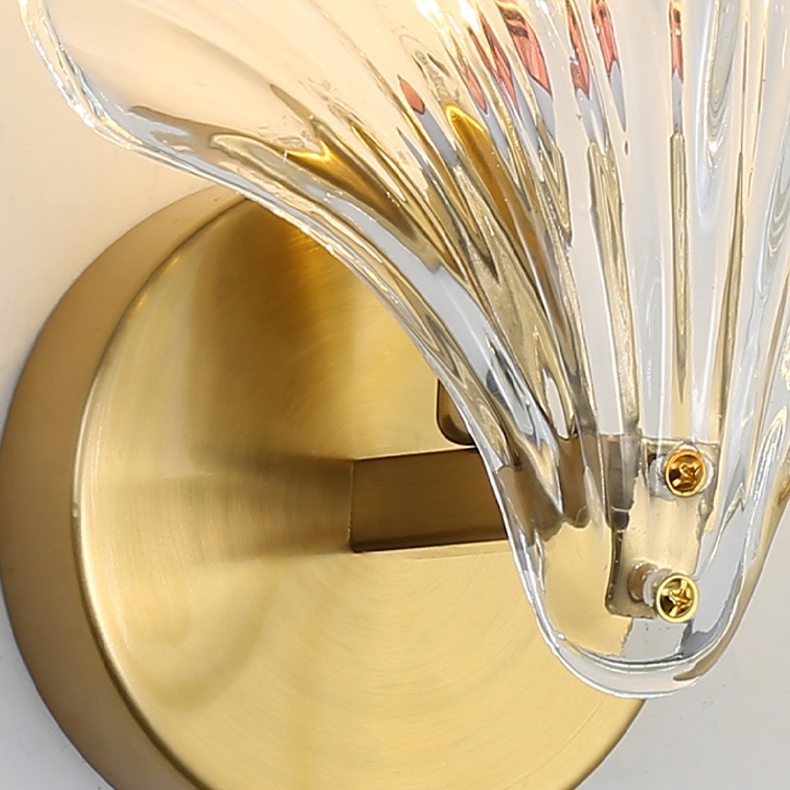 Seashell Aurora Sconce