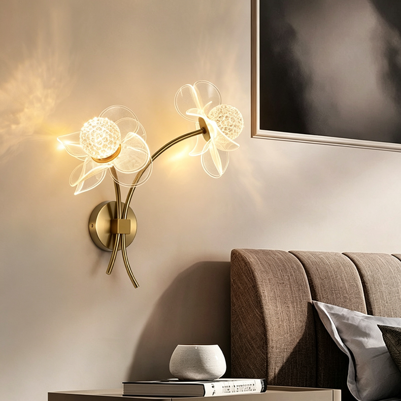 Floral-style bedside wall lamp
